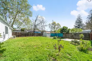 976 Acacia Ave, Sacramento, CA 95815 - Photo 25