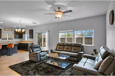 741 Ephesus Avenue, Sacramento, CA 95838 - Photo 5