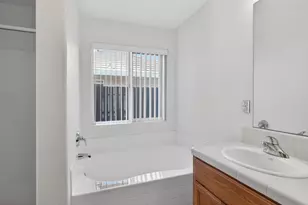 2395 Cayman Dr, Lodi, CA 95240 - Photo 41