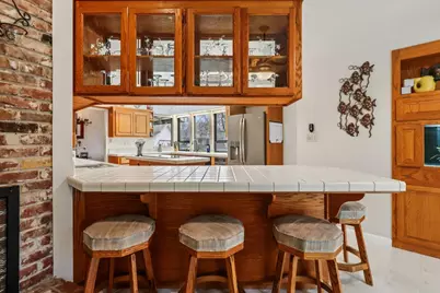 4216 Corona Way, Sacramento, CA 95864 - Photo 9