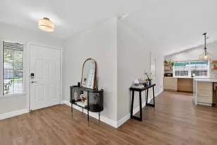 4951 Kurz Cir, Carmichael, CA 95608 - Photo 9