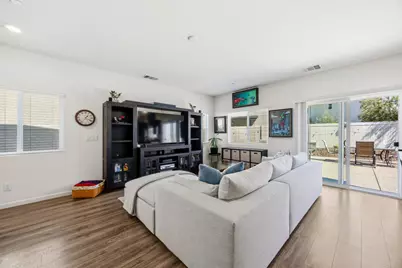 3730 Roseparke Way, Sacramento, CA 95834 - Photo 5