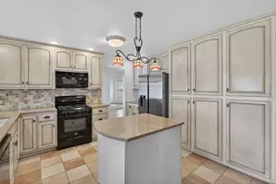 7535 Wynndel Way, Elk Grove, CA 95758 - Photo 25