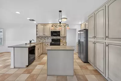 7535 Wynndel Way, Elk Grove, CA 95758 - Photo 23