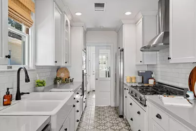 2432 6th Avenue, Sacramento, CA 95818 - Photo 7