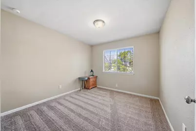 6012 Laguna Park Drive, Elk Grove, CA 95758 - Photo 21