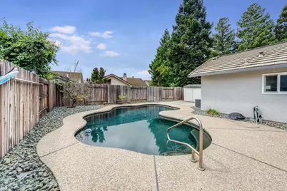 4520 Candle Court, Elk Grove, CA 95758 - Photo 37
