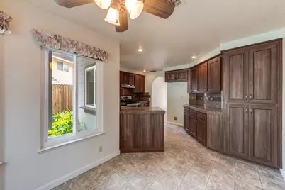 4520 Candle Court, Elk Grove, CA 95758 - Photo 17