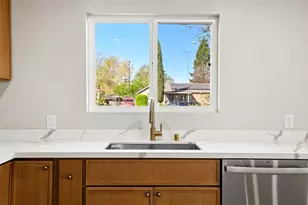 631 J St, Lincoln, CA 95648 - Photo 17