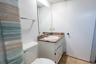 3701 Colonial Dr, Modesto, CA 95356 - Photo 9