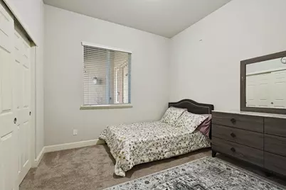 1093 Dimaggio Way, Galt, CA 95632 - Photo 13