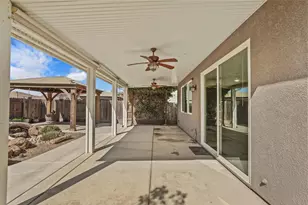 1093 Dimaggio Way, Galt, CA 95632 - Photo 3
