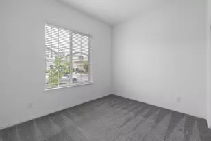 1652 Andromeda Ct, Lathrop, CA 95330 - Photo 9