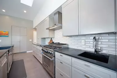 2701 Huntington Road, Sacramento, CA 95864 - Photo 23