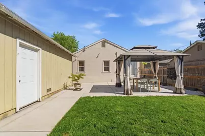 2106 57th Street, Sacramento, CA 95817 - Photo 35