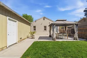 2106 57th St, Sacramento, CA 95817 - Photo 35