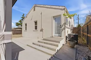 2106 57th St, Sacramento, CA 95817 - Photo 27