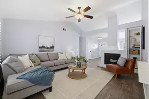 6801 Paseo Del Sol Way, Elk Grove, CA 95758 - Photo 11