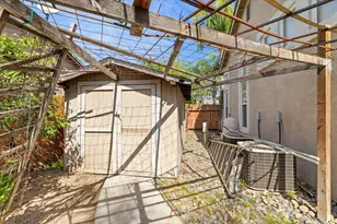 2050 Geneva Way, Manteca, CA 95337 - Photo 67