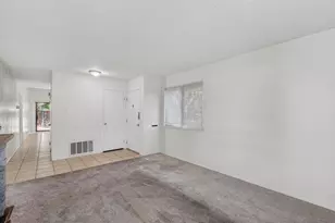 8187 La Riviera Dr, Sacramento, CA 95826 - Photo 7