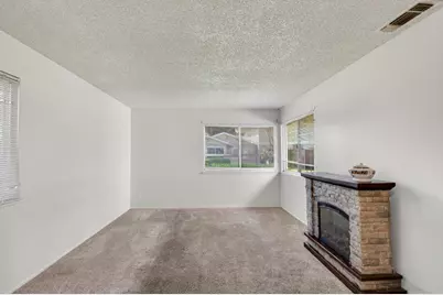 8187 La Riviera Drive, Sacramento, CA 95826 - Photo 9