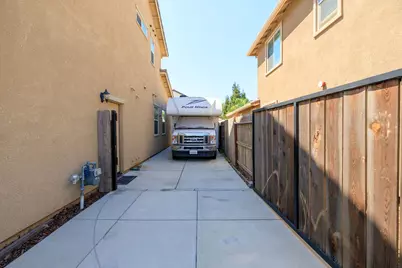 1521 Deborah Circle, Escalon, CA 95320 - Photo 3