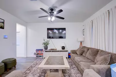 1479 Santini, Manteca, CA 95336 - Photo 9