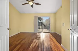 8509 Twin Trails Dr, Antelope, CA 95843 - Photo 15