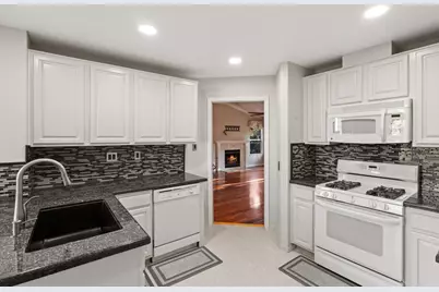 8509 Twin Trails Drive, Antelope, CA 95843 - Photo 3