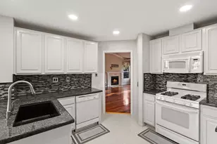 8509 Twin Trails Dr, Antelope, CA 95843 - Photo 3