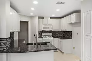 8509 Twin Trails Dr, Antelope, CA 95843 - Photo 11