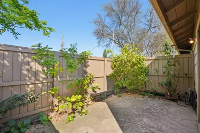 8137 Rose Vine Lane, Fair Oaks, CA 95628 - Photo 29