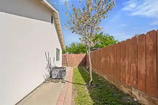 1804 Ipswich Way, Modesto, CA 95358 - Photo 25