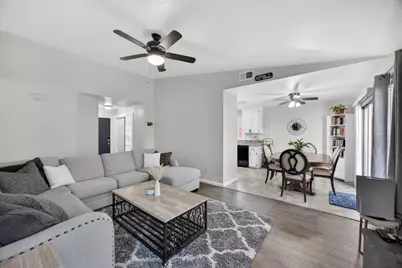 9067 La Maison Circle, Sacramento, CA 95829 - Photo 5