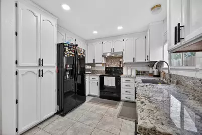 9067 La Maison Circle, Sacramento, CA 95829 - Photo 7