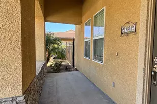 2385 S Creekside Dr, Los Banos, CA 93635 - Photo 3