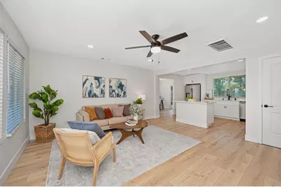 830 Fairway Drive, West Sacramento, CA 95605 - Photo 3