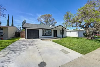 830 Fairway Drive, West Sacramento, CA 95605 - Photo 1