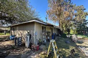 4518 Mountain View Rd, Hughson, CA 95326 - Photo 3