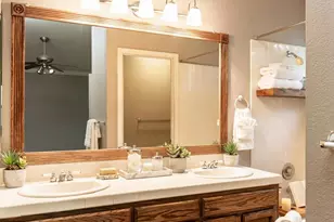 8949 Laguna Pl Way, Elk Grove, CA 95758 - Photo 29