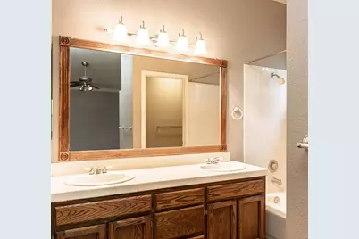 8949 Laguna Place Way, Elk Grove, CA 95758 - Photo 25