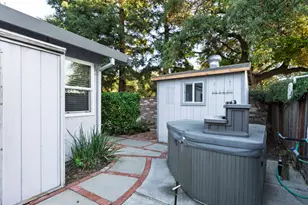 8949 Laguna Pl Way, Elk Grove, CA 95758 - Photo 53