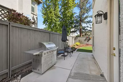 1473 Rose Glen Drive, Roseville, CA 95661 - Photo 51