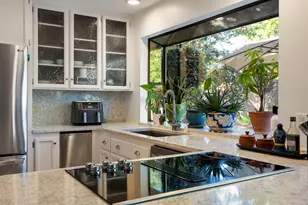 11305 Sutters Mill Cir, Gold River, CA 95670 - Photo 17