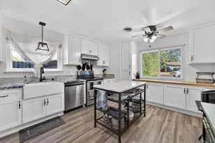 13260 Erin Dr, Auburn, CA 95603 - Photo 5