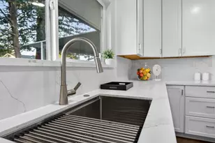 4971 Michele Ln, Sacramento, CA 95822 - Photo 35