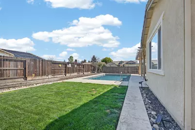 1708 Feathers Court, Hughson, CA 95326 - Photo 29