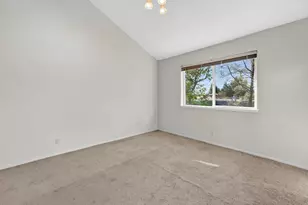 2250 Corral Dr, Auburn, CA 95603 - Photo 17