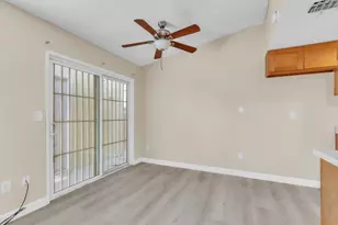 7304 Fletcher Farm Dr, Sacramento, CA 95828 - Photo 9