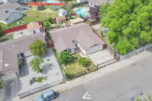 7304 Fletcher Farm Dr, Sacramento, CA 95828 - Photo 37